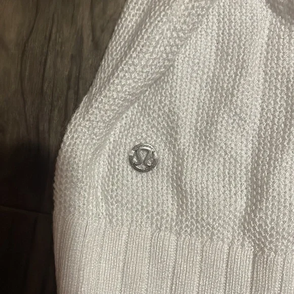 Lululemon Open Back Sweater - Picture 3 of 4